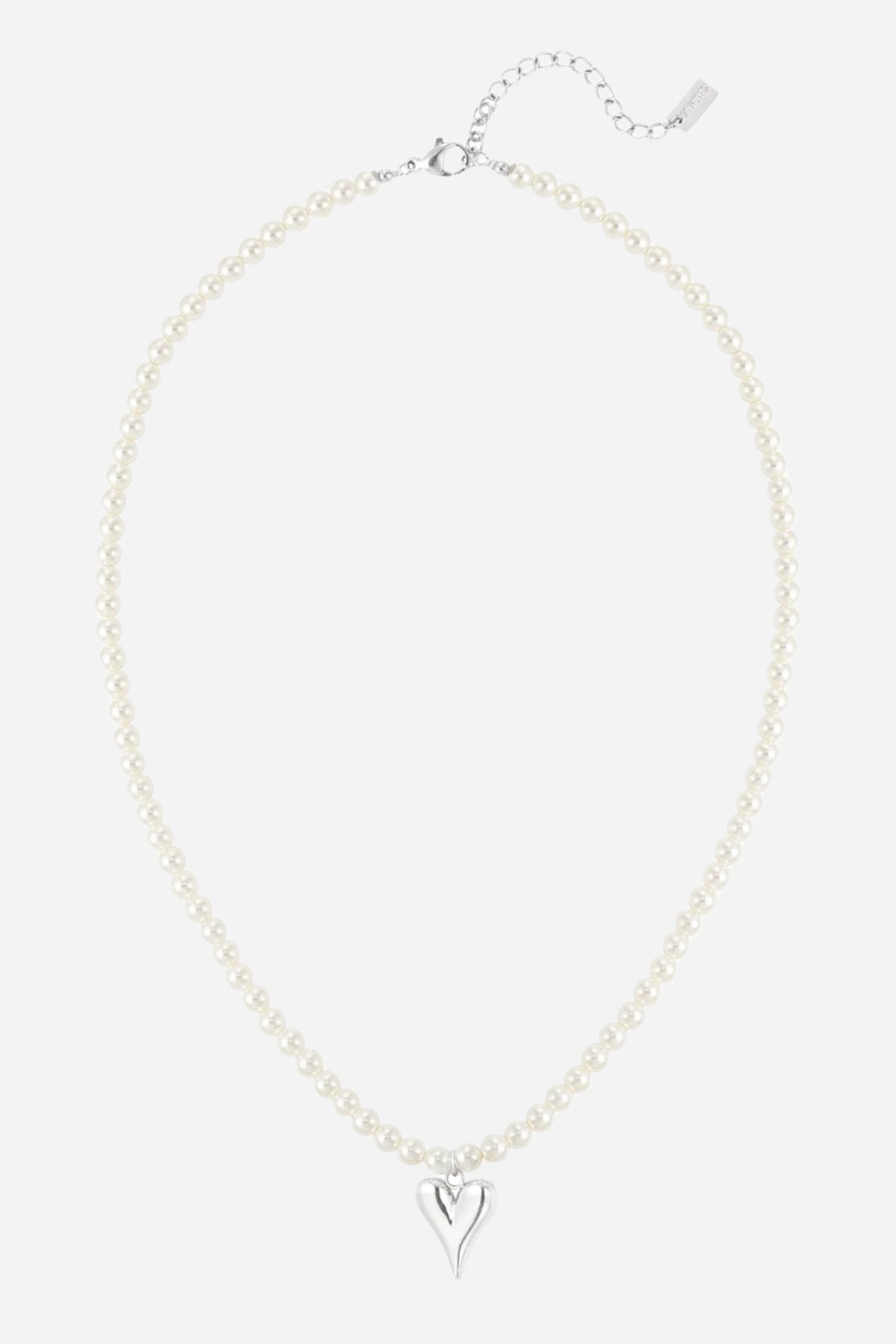 Pretty in Pearls Necklace