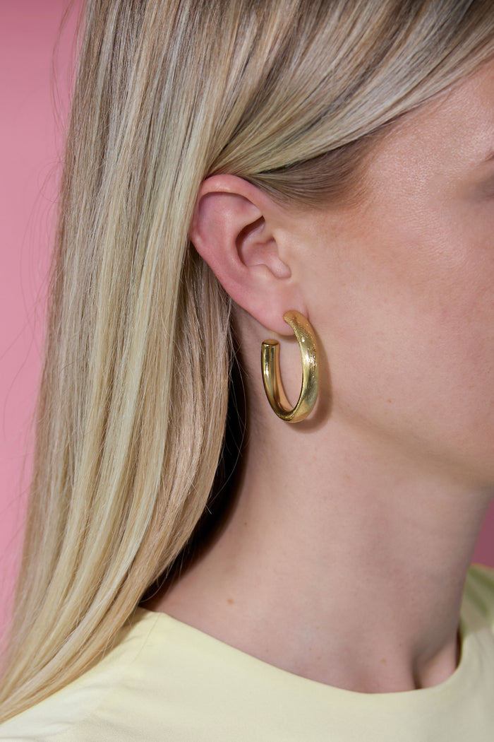 Bold Statement hoop oorbellen