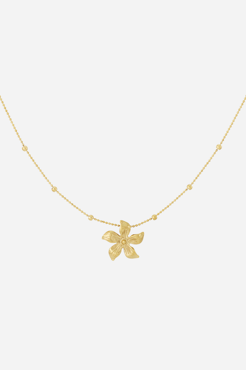 Plum Flower ketting