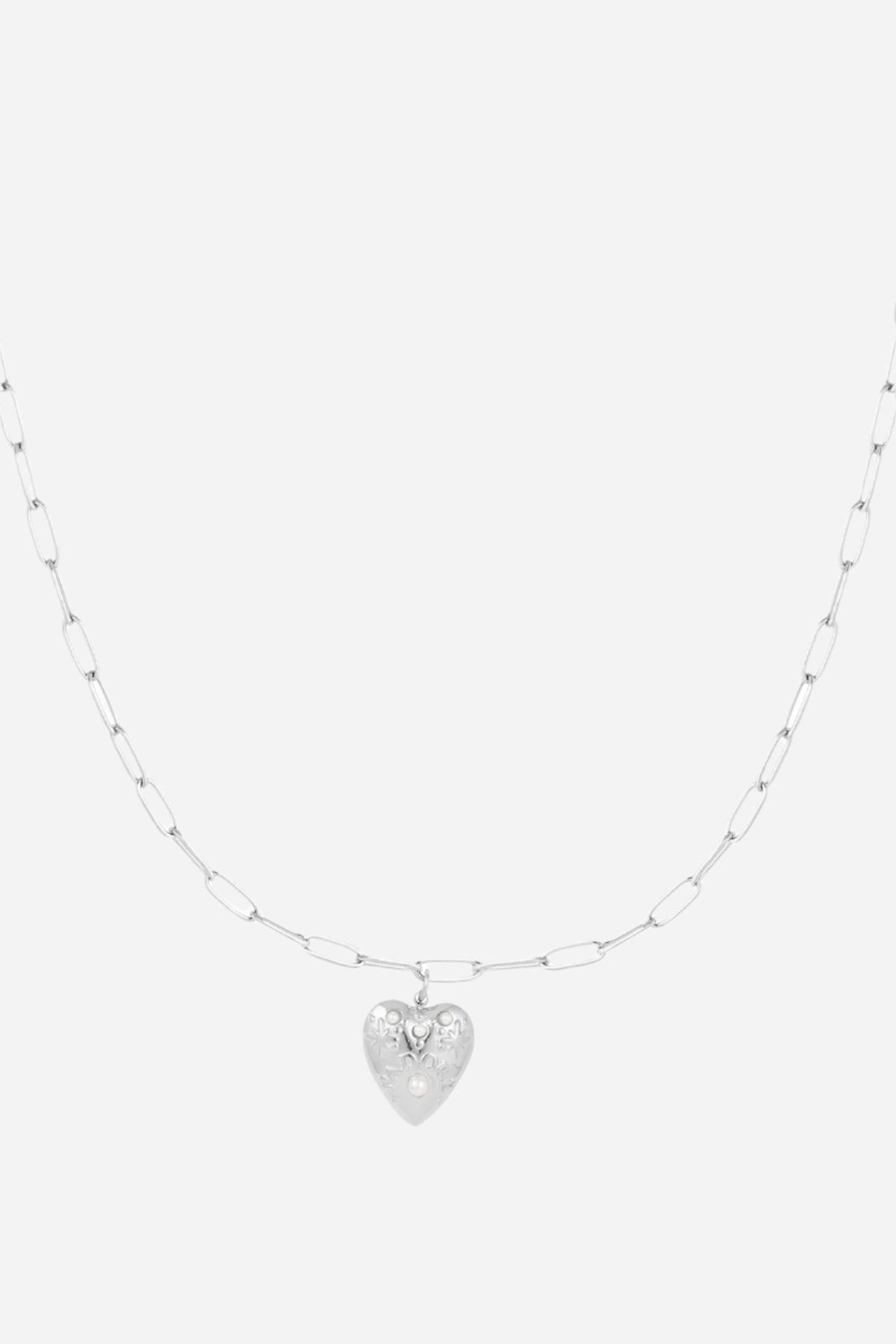 Adore Pearl Necklace
