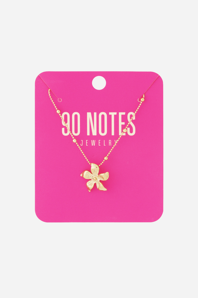 Plum Flower ketting