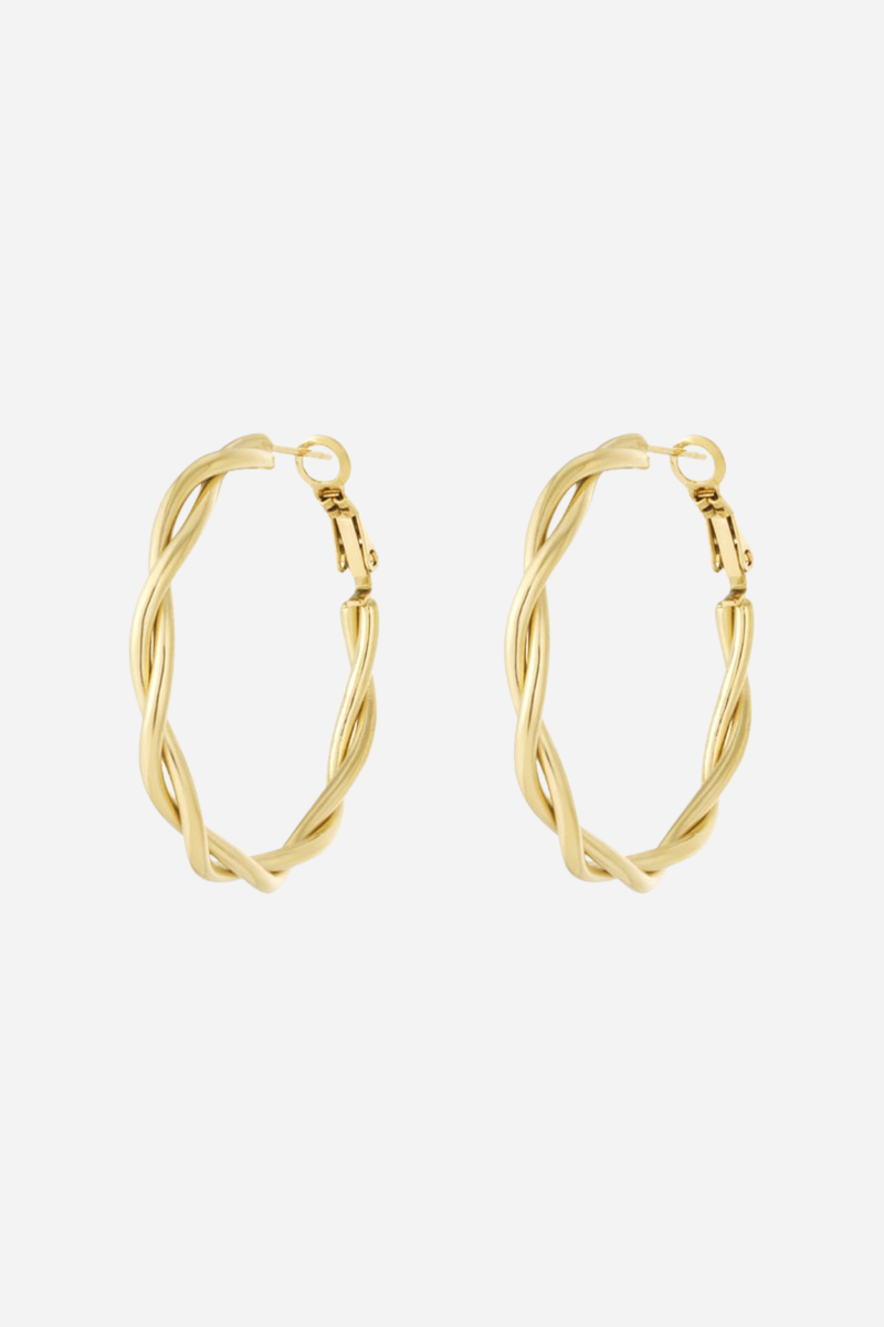 Twisted hoops M